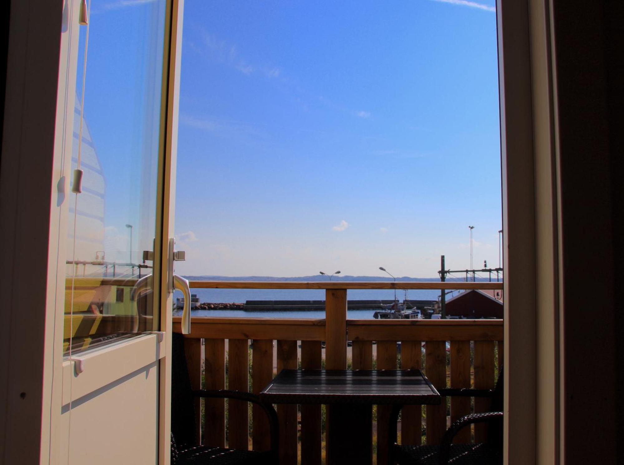 Hotell Villa Solviken Люсечиль Экстерьер фото